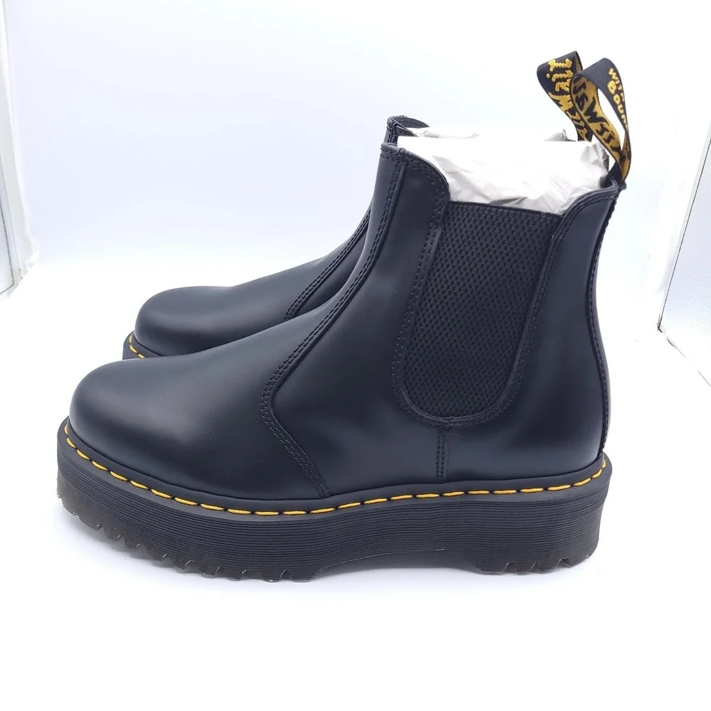 Dr. Martens 2976 Quad Retro Chelsea Boots Mens 10 Womens 11 Black Classic Style